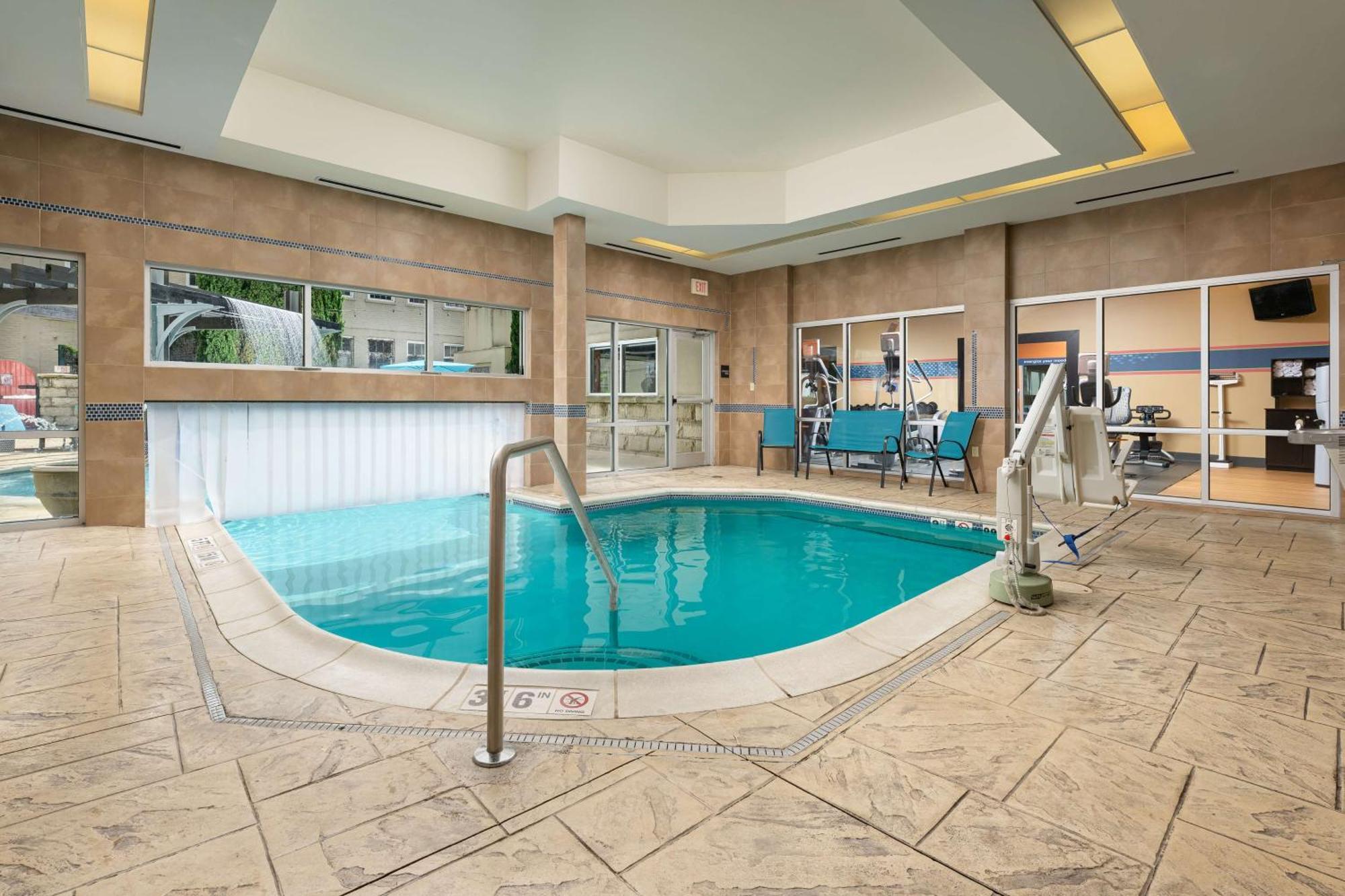 Hampton Inn & Suites Chattanooga Downtown Exteriér fotografie